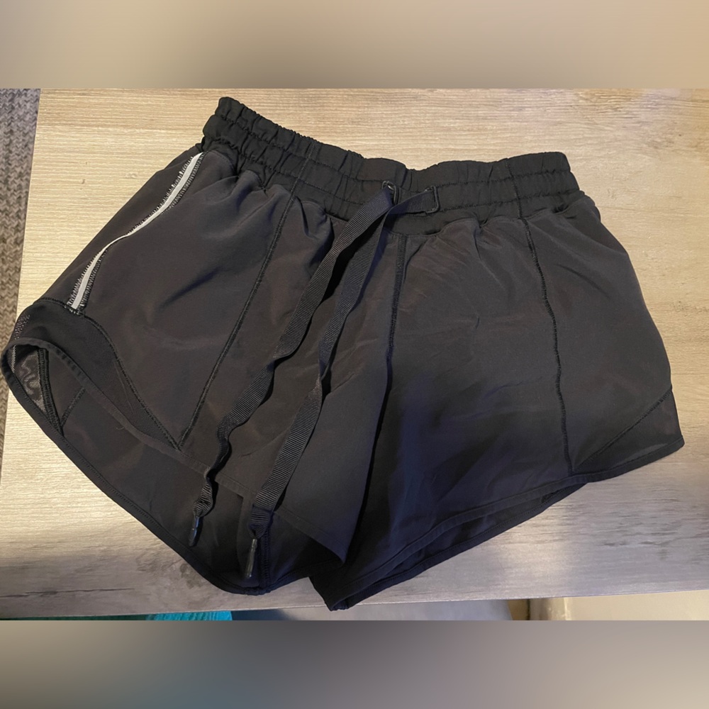 Lululemon hotty hot shorts